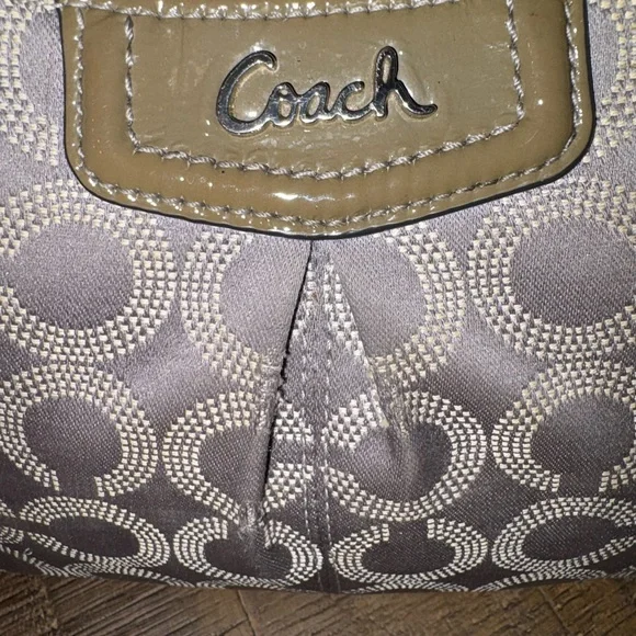 Coach Gray Makeup Case - Picture 2 of 7
